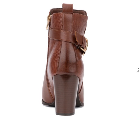 NWT Andra Bootie - Picture 5 of 9